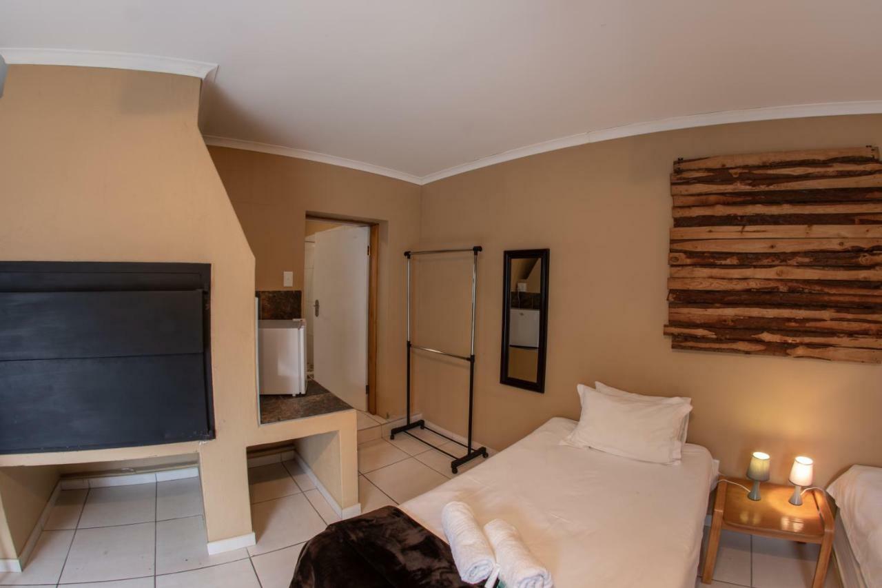 Meransha Self Catering Cc Walvis Bay Bagian luar foto