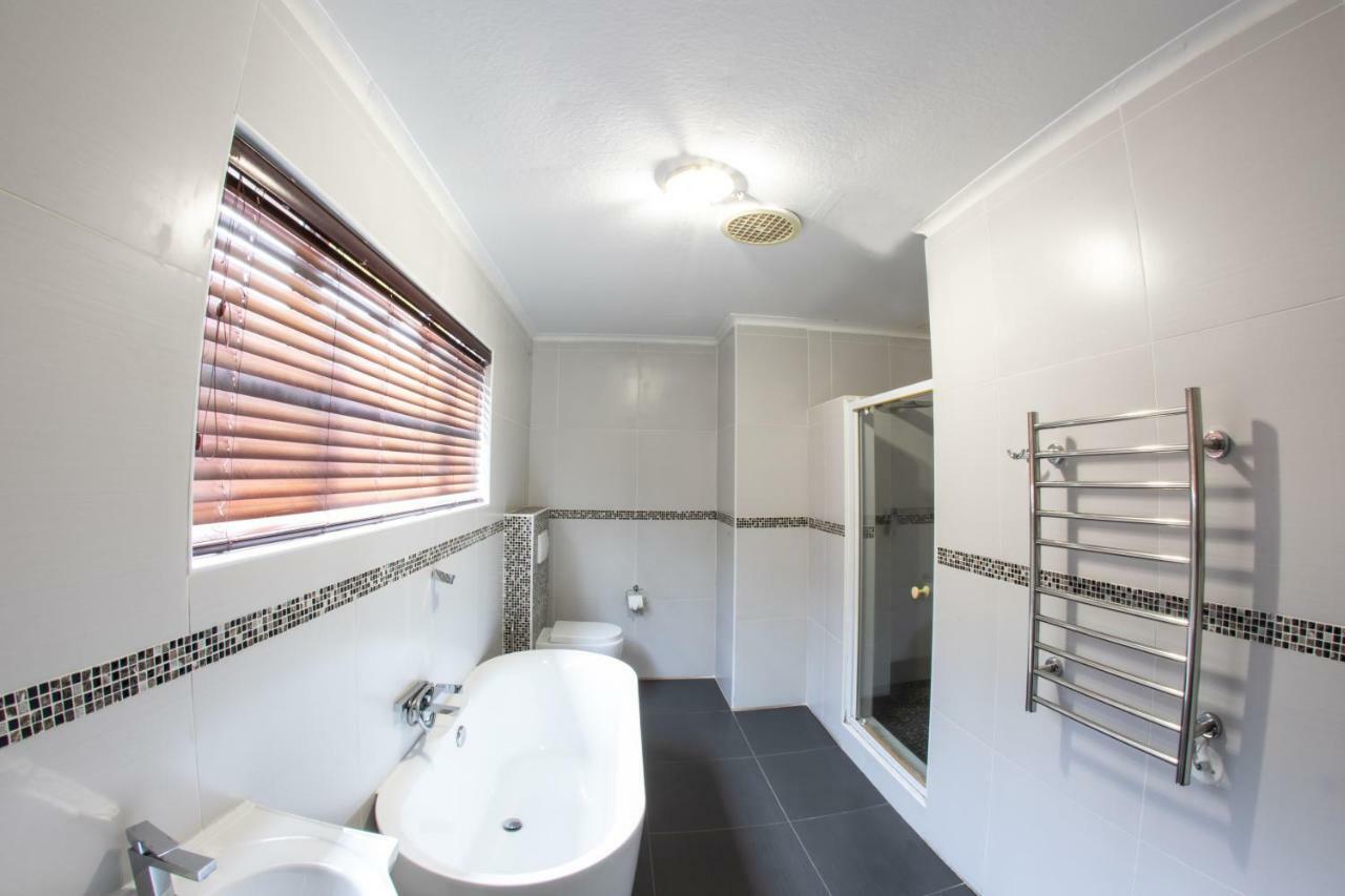 Meransha Self Catering Cc Walvis Bay Bagian luar foto