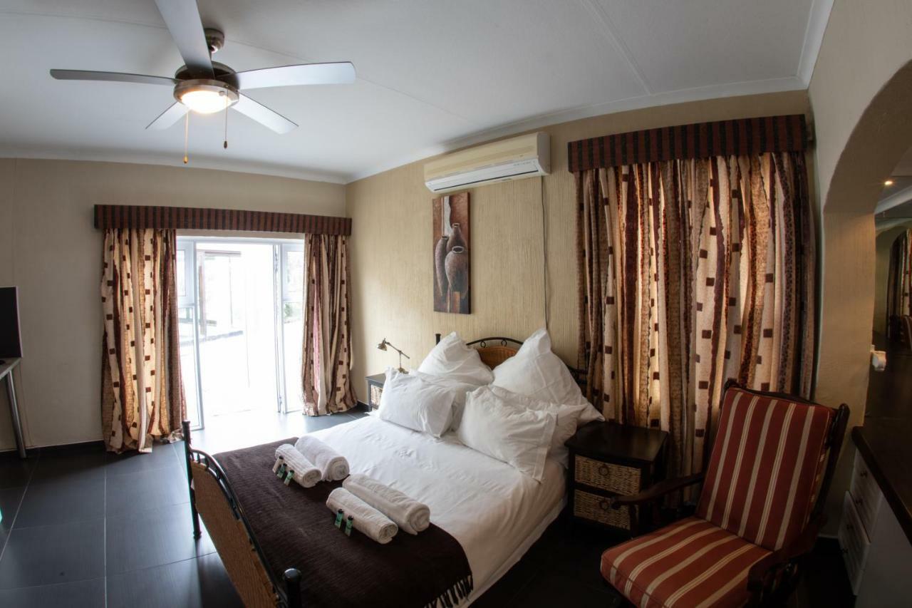 Meransha Self Catering Cc Walvis Bay Bagian luar foto