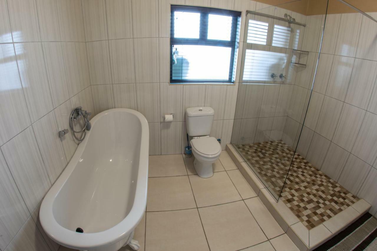 Meransha Self Catering Cc Walvis Bay Bagian luar foto