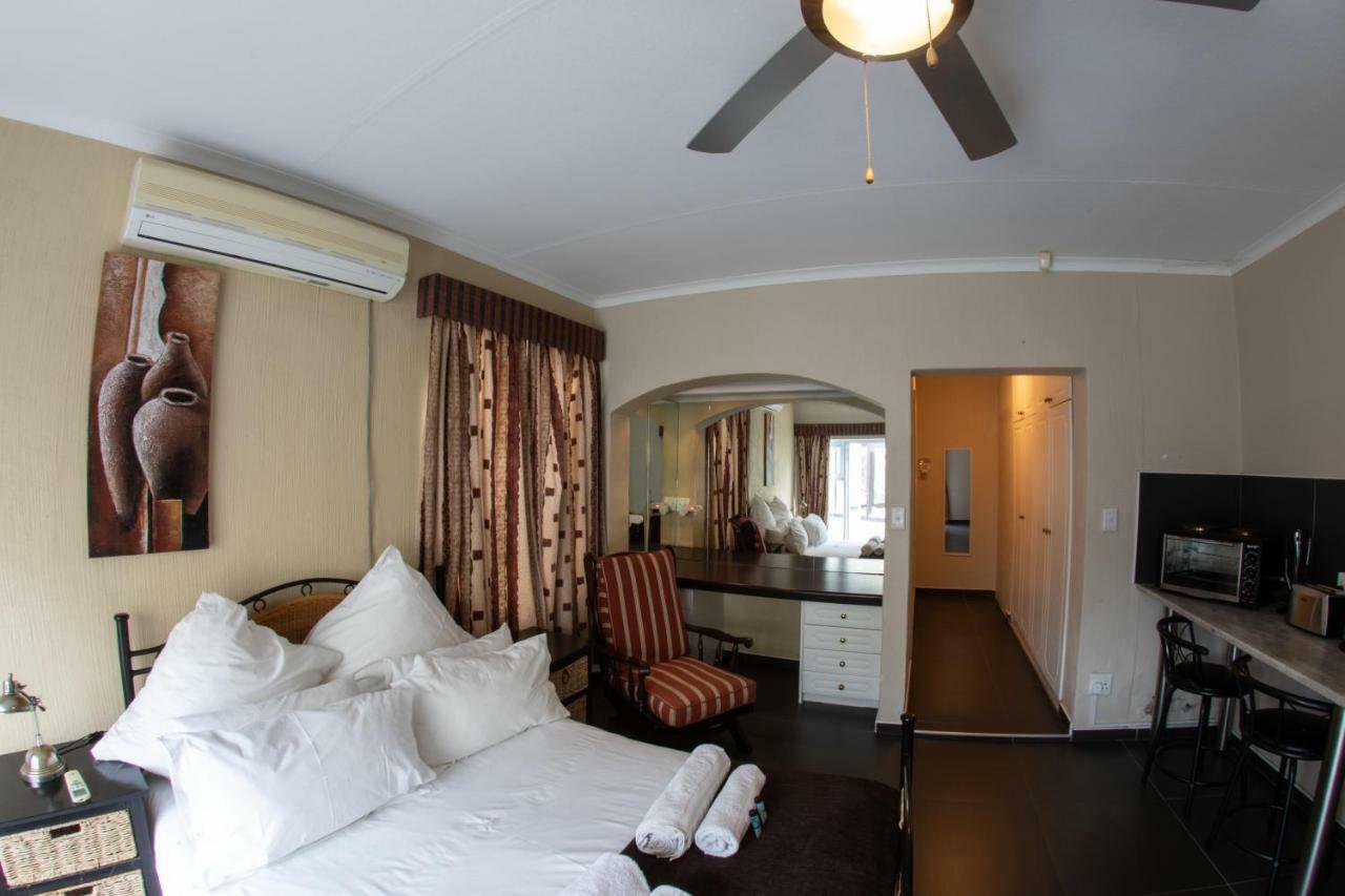 Meransha Self Catering Cc Walvis Bay Bagian luar foto