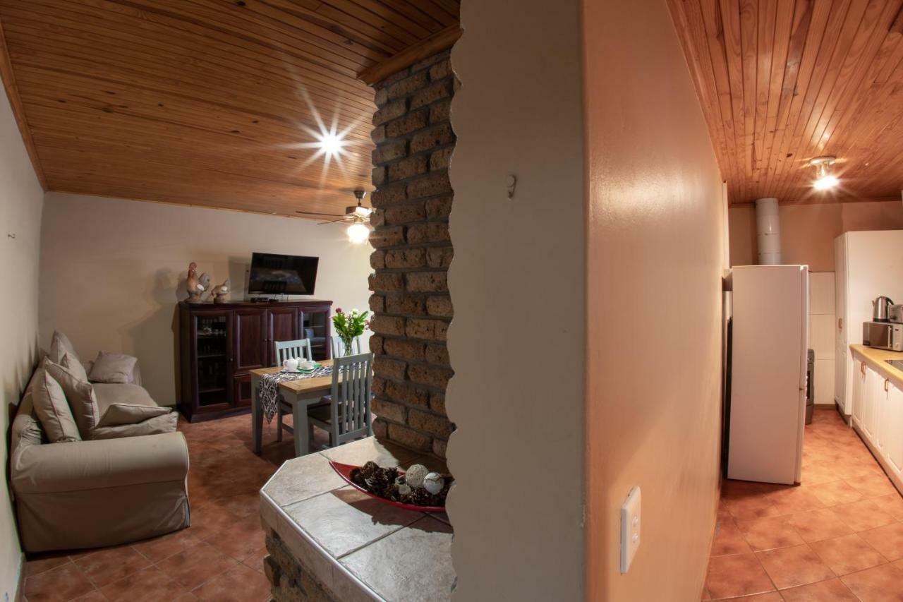 Meransha Self Catering Cc Walvis Bay Bagian luar foto